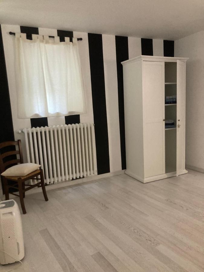 La Casa Di Noah Villa Venosa Exteriör bild