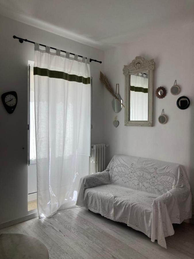 La Casa Di Noah Villa Venosa Exteriör bild